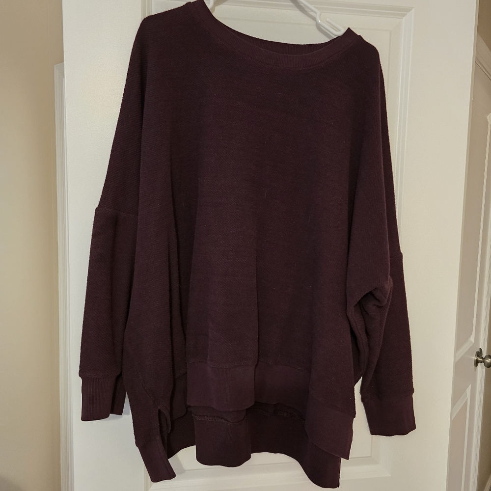 Aerie Women's Relaxed Fit Burgundy Sweater
